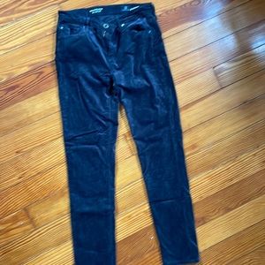 Like new AG Adriano Goldschmied slim straight ankle pants size 25